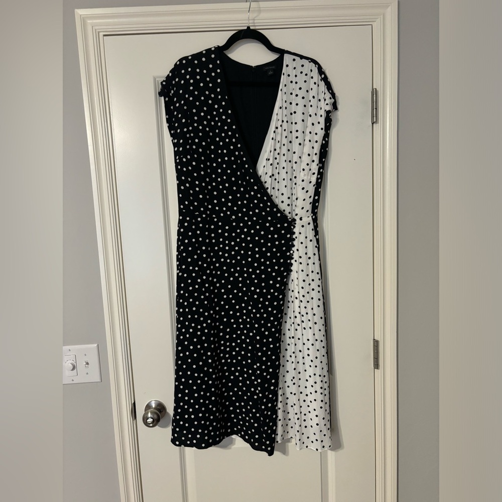 Black White Ann Taylor